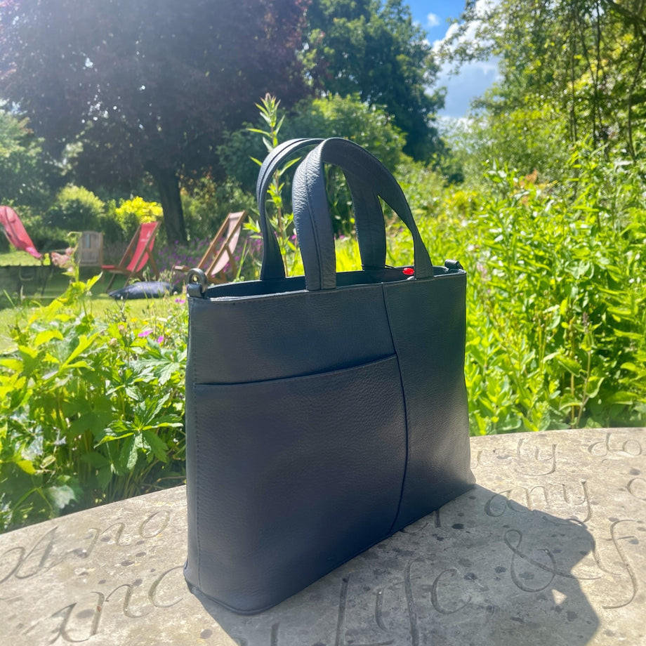 Jane Austen Bookworm Leather Multiway Grab Bag – Jane Austen's House